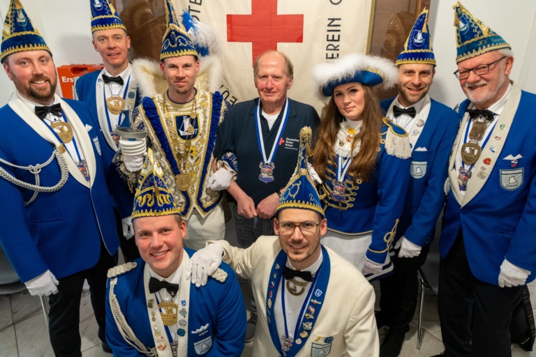 Närrische Tradition mit Herz: KG Emspünte spendet zum 12. Mal Blut beim DRK Greven